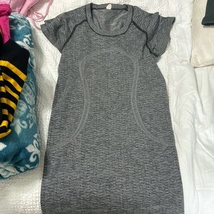 Lululemon swiftly tech